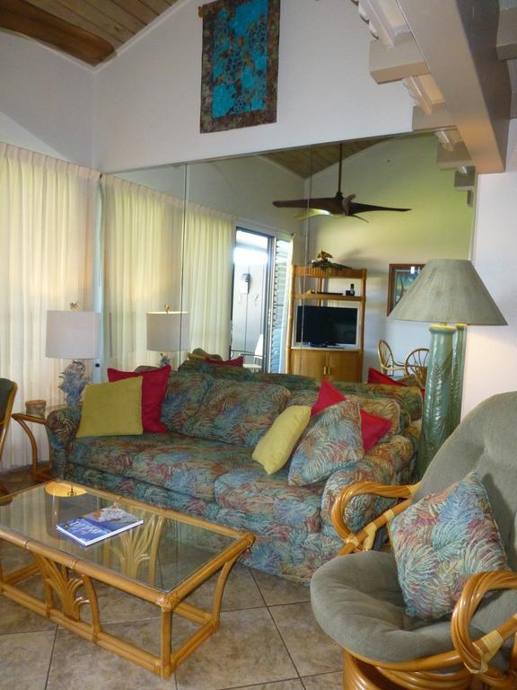 Mahina Surf 220 By Redawning Aparthotel Lahaina Eksteriør bilde