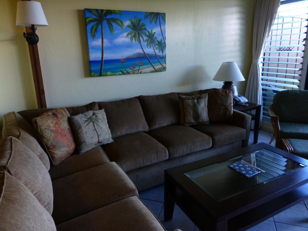 Mahina Surf 220 By Redawning Aparthotel Lahaina Eksteriør bilde