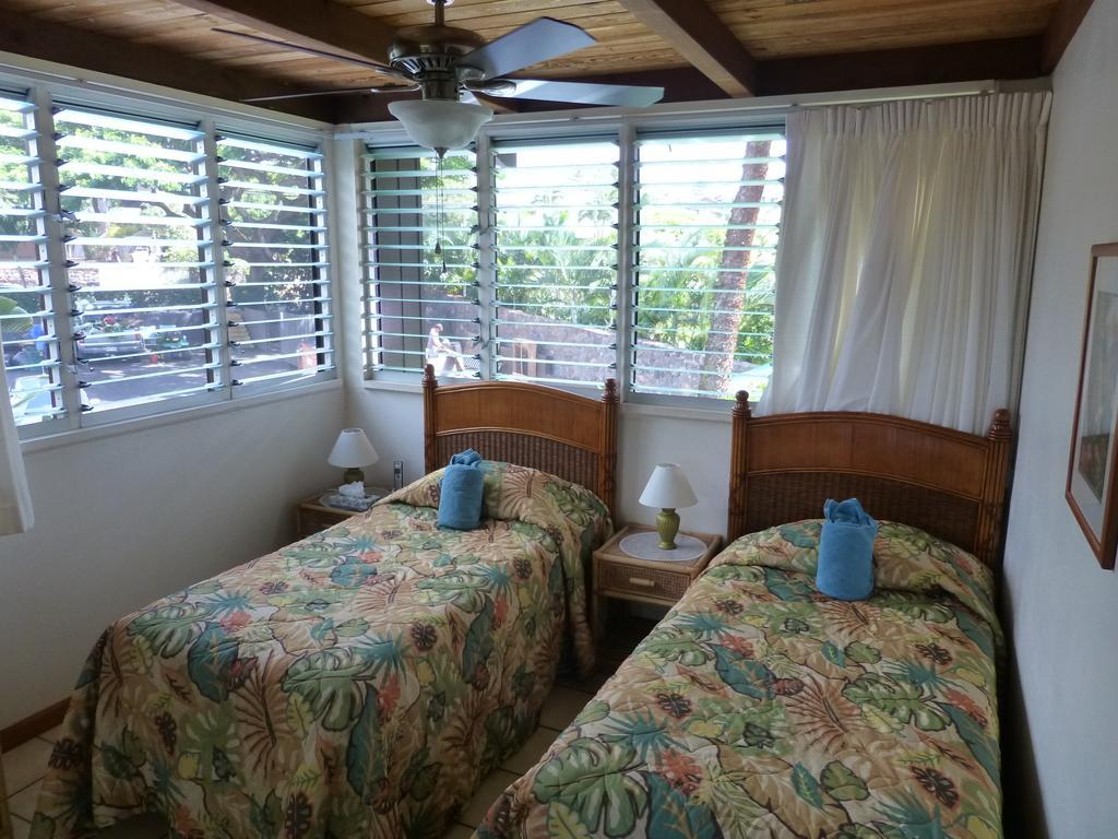 Mahina Surf 220 By Redawning Aparthotel Lahaina Eksteriør bilde